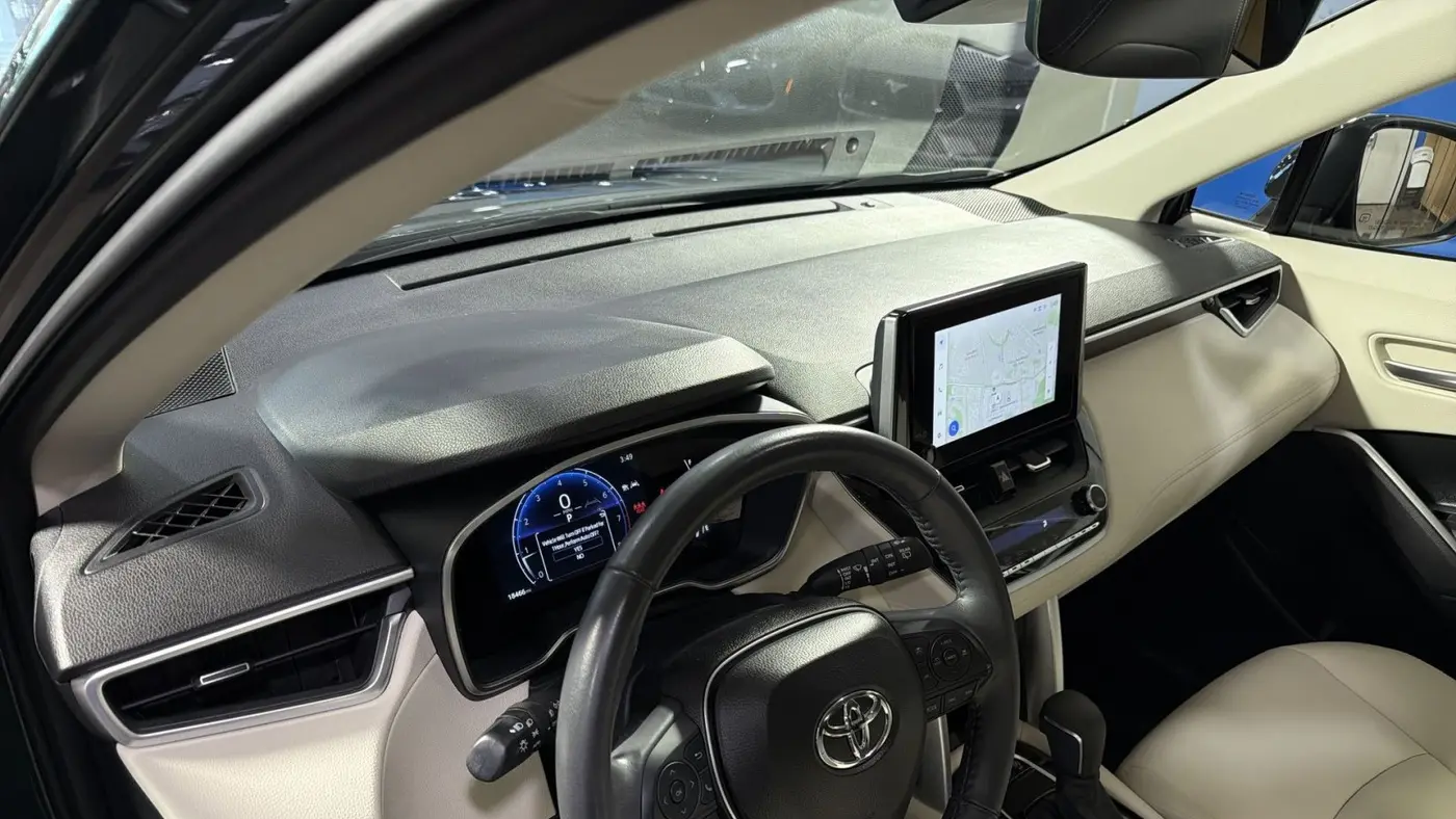 2024 Toyota Corolla Cross XLE