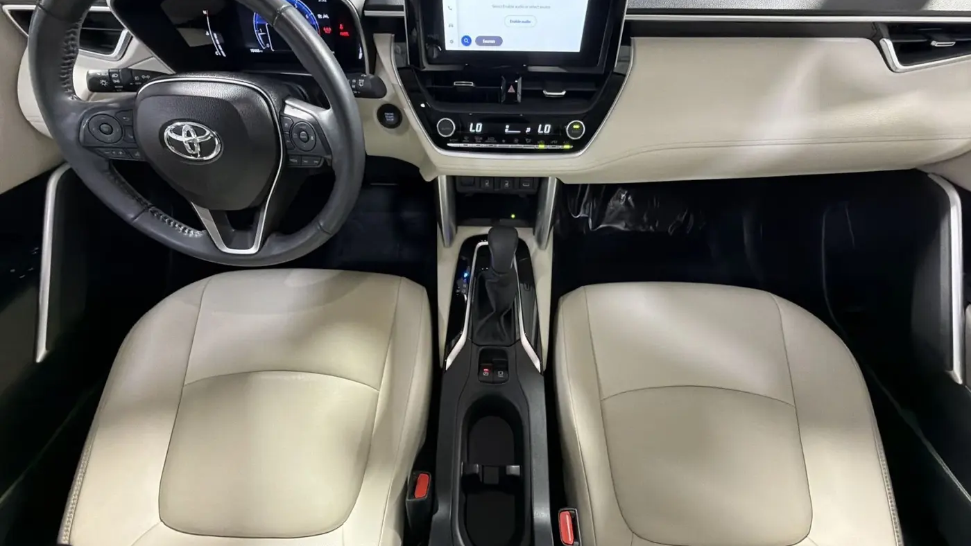 2024 Toyota Corolla Cross XLE