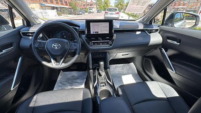 2024 Toyota Corolla Cross XLE