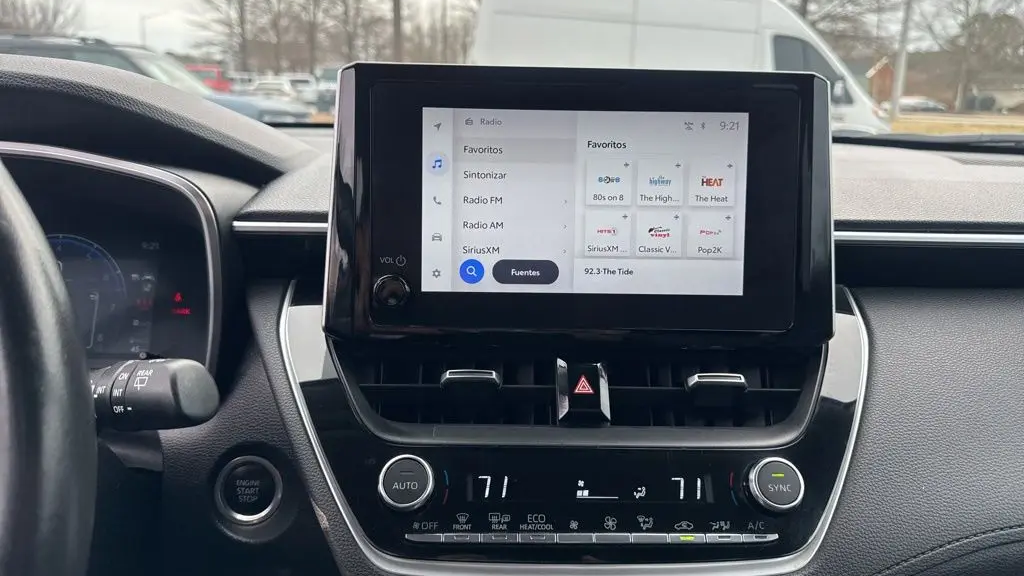 2023 Toyota Corolla Cross XLE