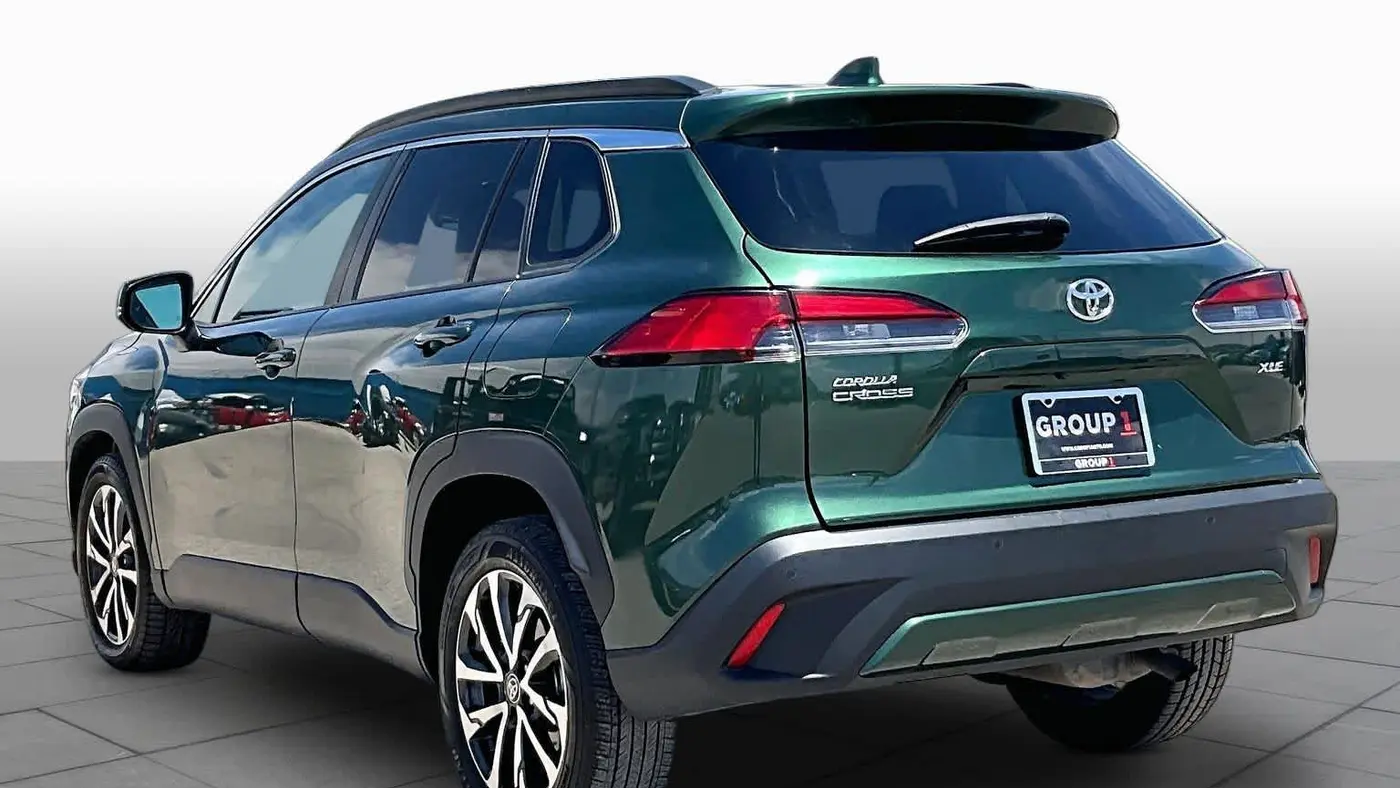 2024 Toyota Corolla Cross XLE
