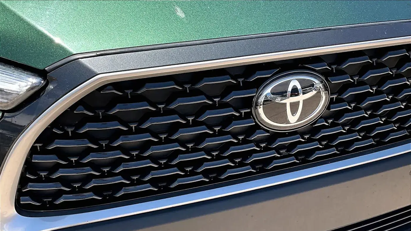 2024 Toyota Corolla Cross XLE