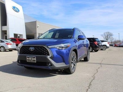 2023 Toyota Corolla Cross XLE 4DR Crossover