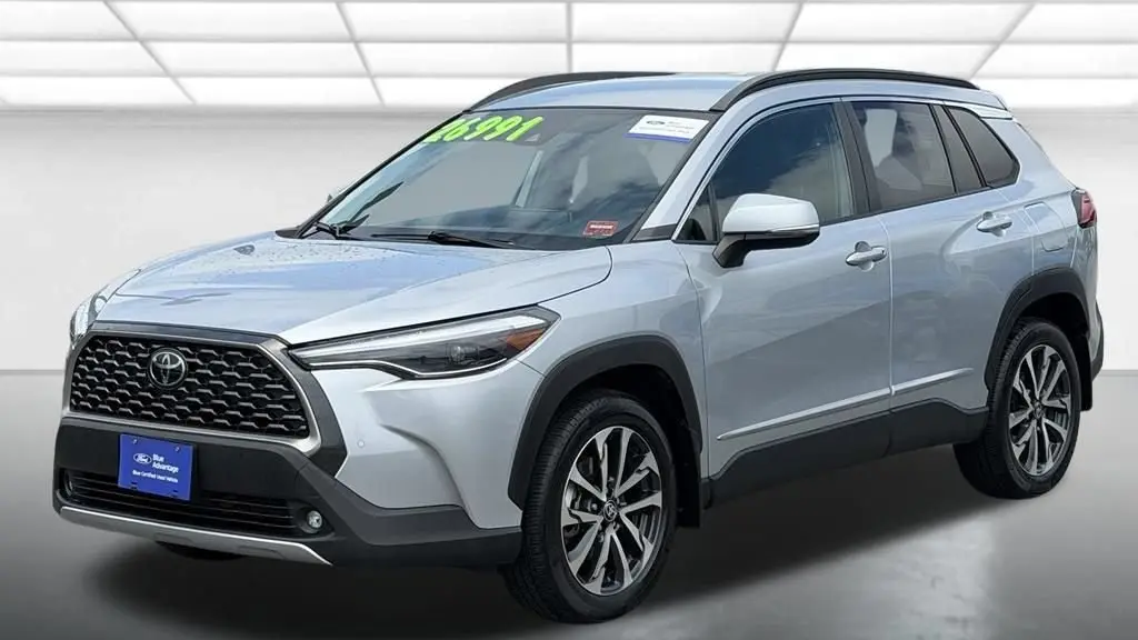 2022 Toyota Corolla Cross XLE