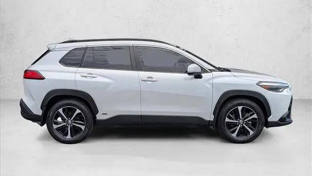 2023 Toyota Corolla Cross Hybrid S