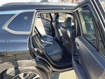 2024 Corolla Cross Hybrid Thumbnail 24