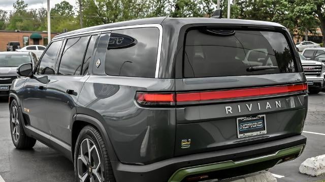 2023 Rivian R1S Adventure