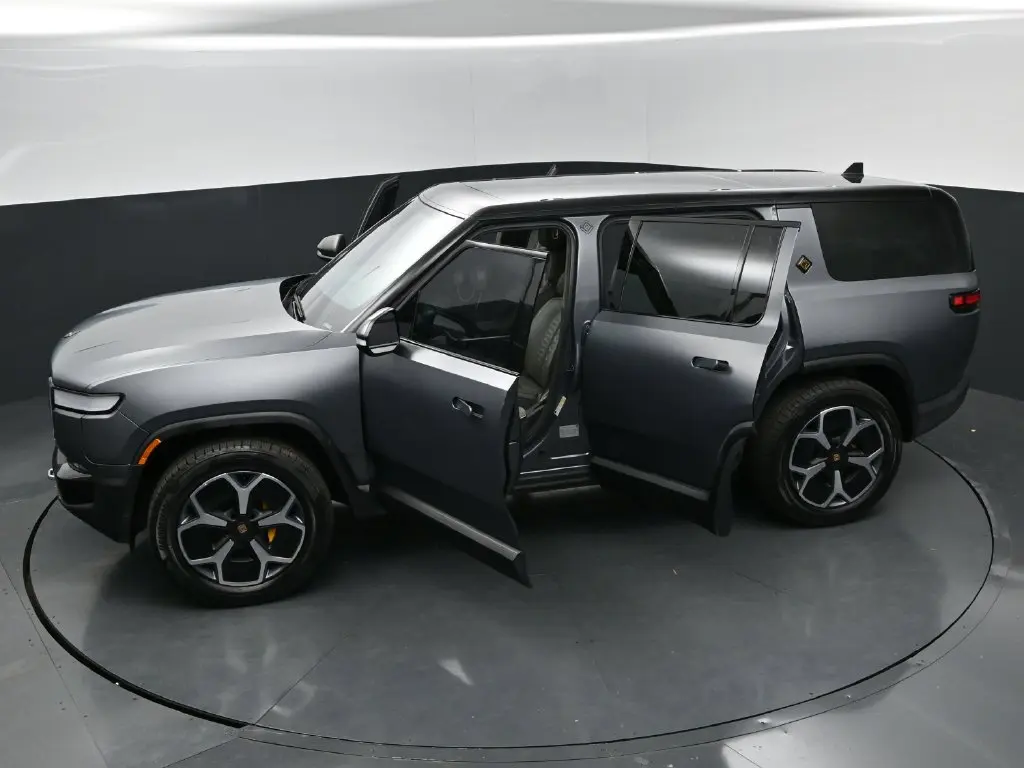 2024 Rivian R1S - $64,898