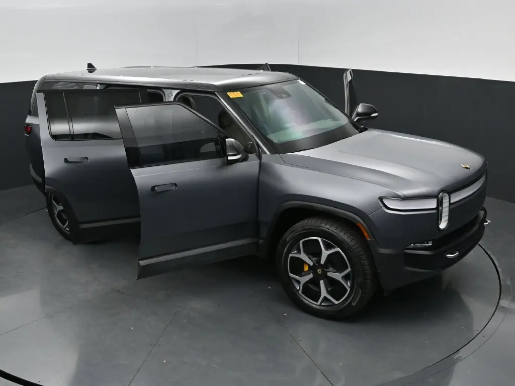 2024 Rivian R1S - $64,898