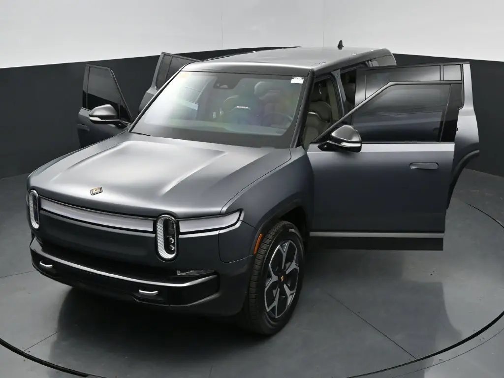 2024 Rivian R1S - $64,898