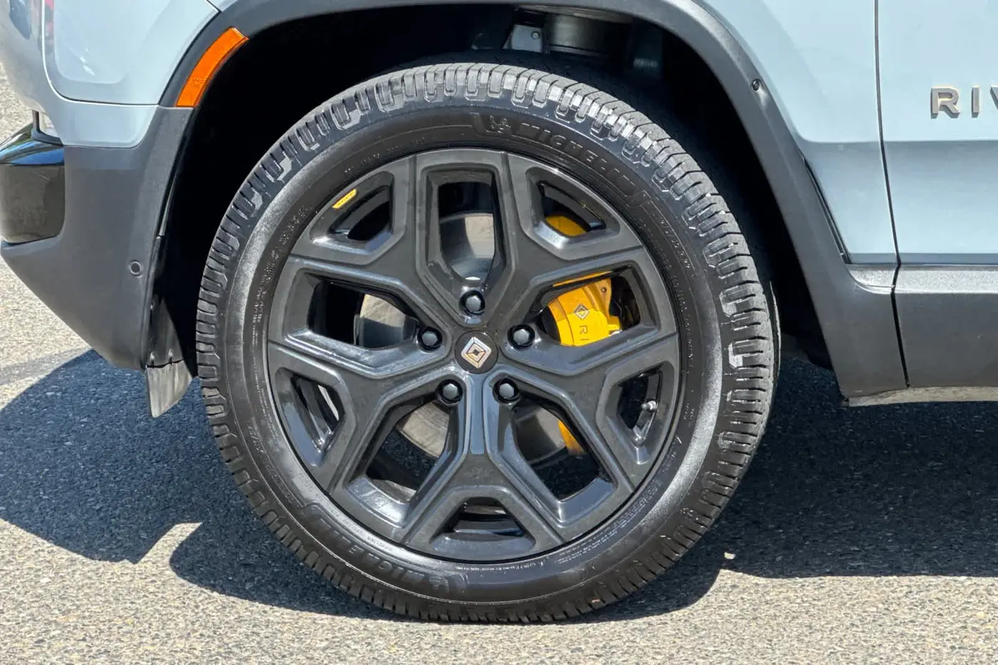 2024 Rivian R1S - $66,316