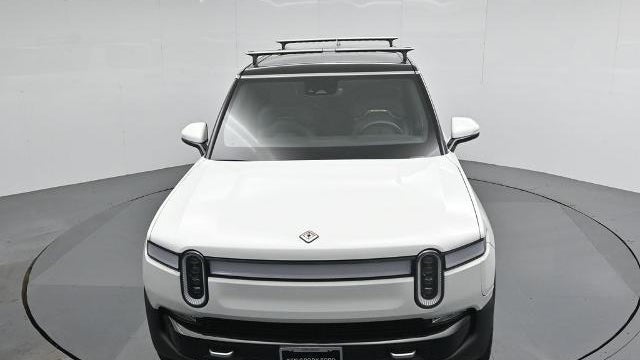 2024 Rivian R1S Adventure