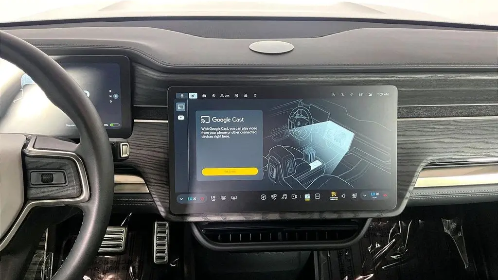 2023 Rivian R1S Adventure