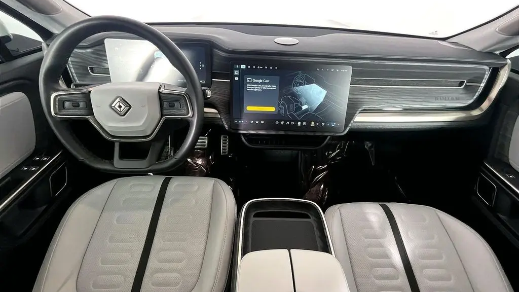 2023 Rivian R1S Adventure
