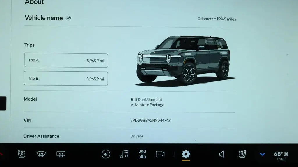 2024 Rivian R1S Adventure