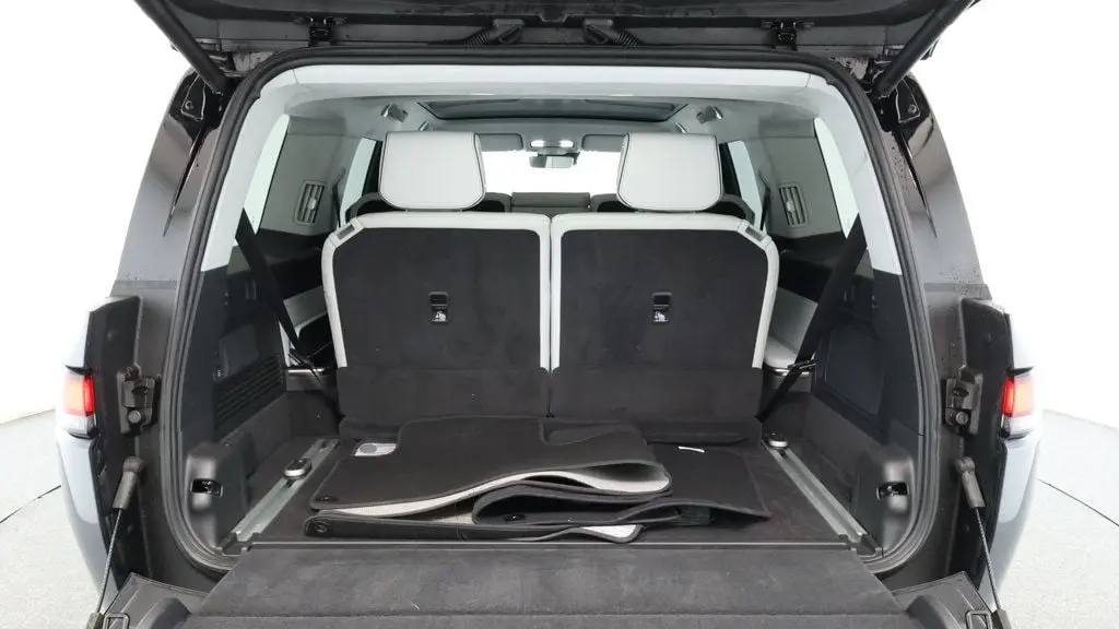 2024 Rivian R1S Adventure