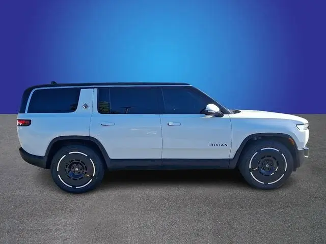 2025 Rivian R1S - $71,488