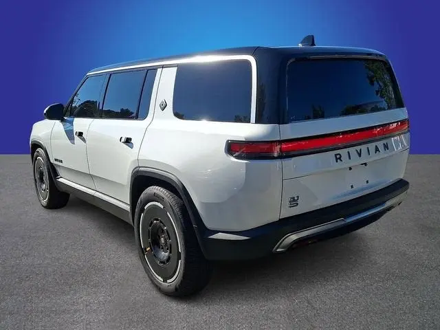 2025 Rivian R1S - $71,488