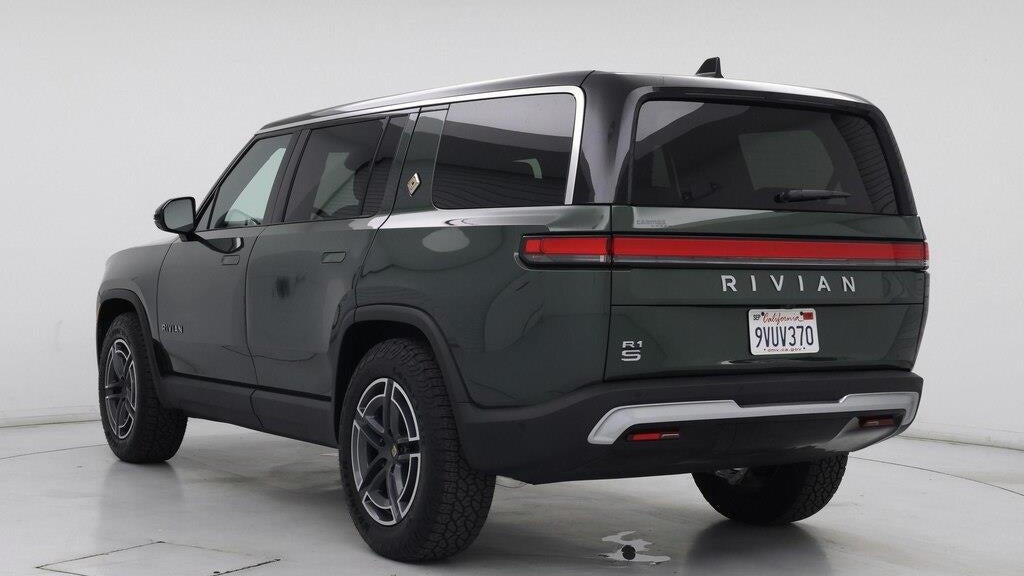 2026 Rivian R1S Adventure