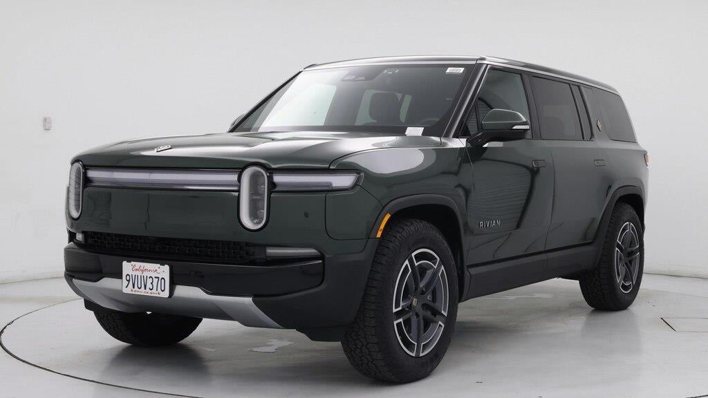 2026 Rivian R1S Adventure
