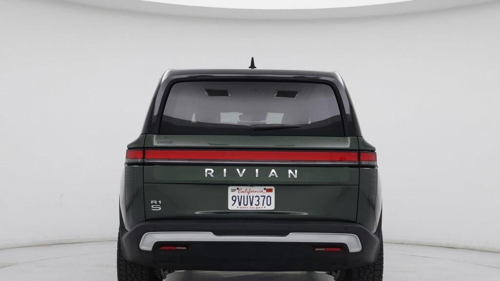 2026 Rivian R1S Adventure