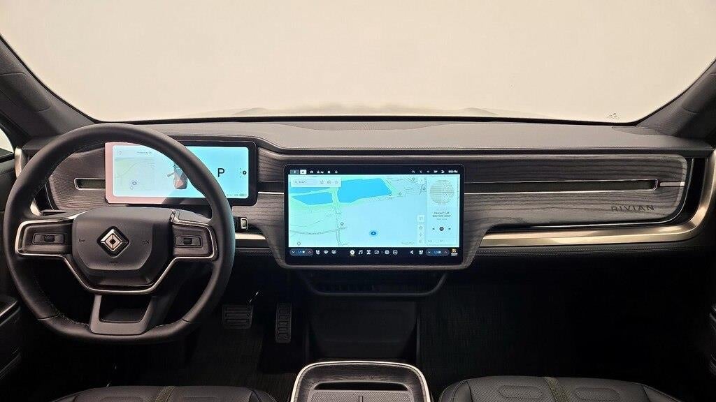 2026 Rivian R1S Adventure