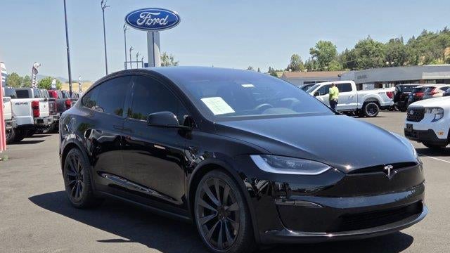 2025 Tesla Model X Base