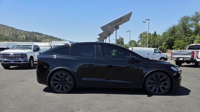 2025 Tesla Model X Base