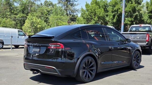 2025 Tesla Model X Base