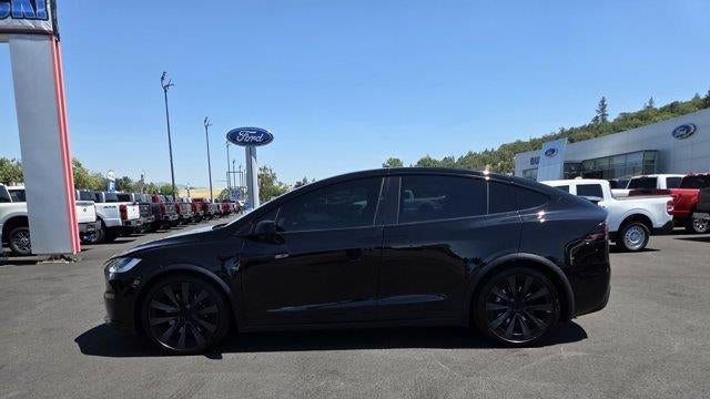 2025 Tesla Model X Base