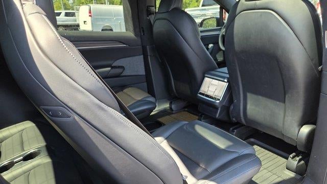 2025 Tesla Model X Base