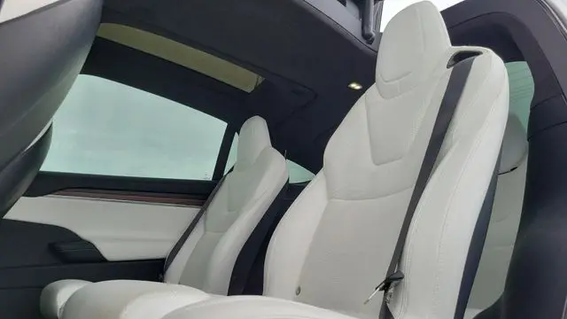 2022 Tesla Model X Base