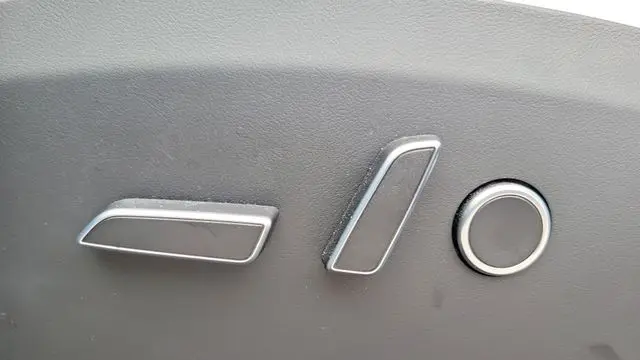 2022 Tesla Model X Base