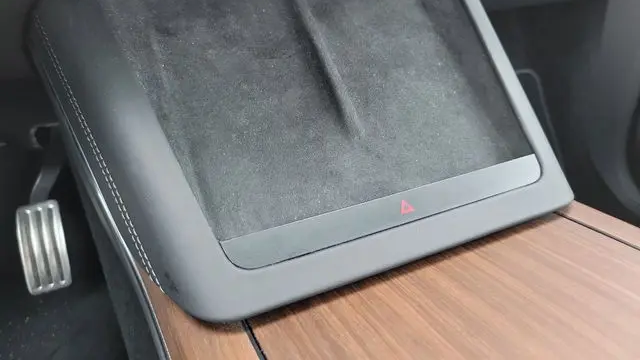 2022 Tesla Model X Base