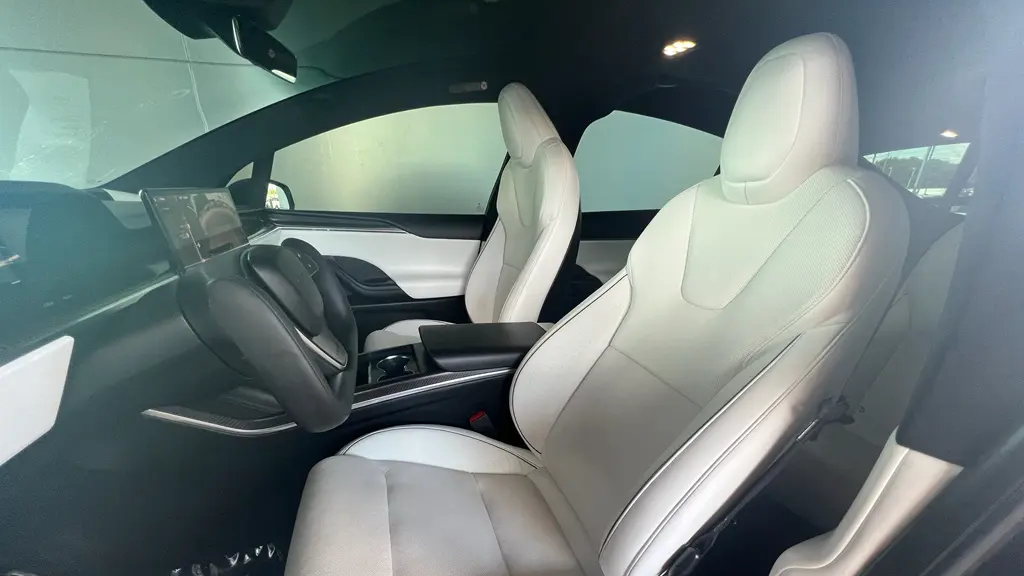 2022 Tesla Model X Plaid