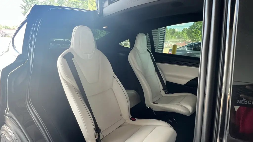 2022 Tesla Model X Plaid