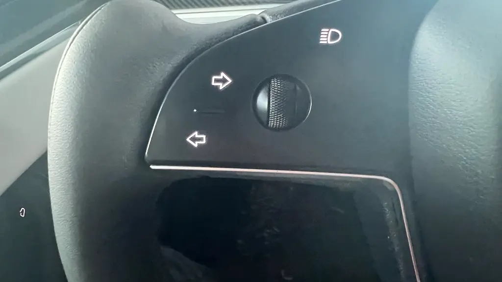 2022 Tesla Model X Plaid