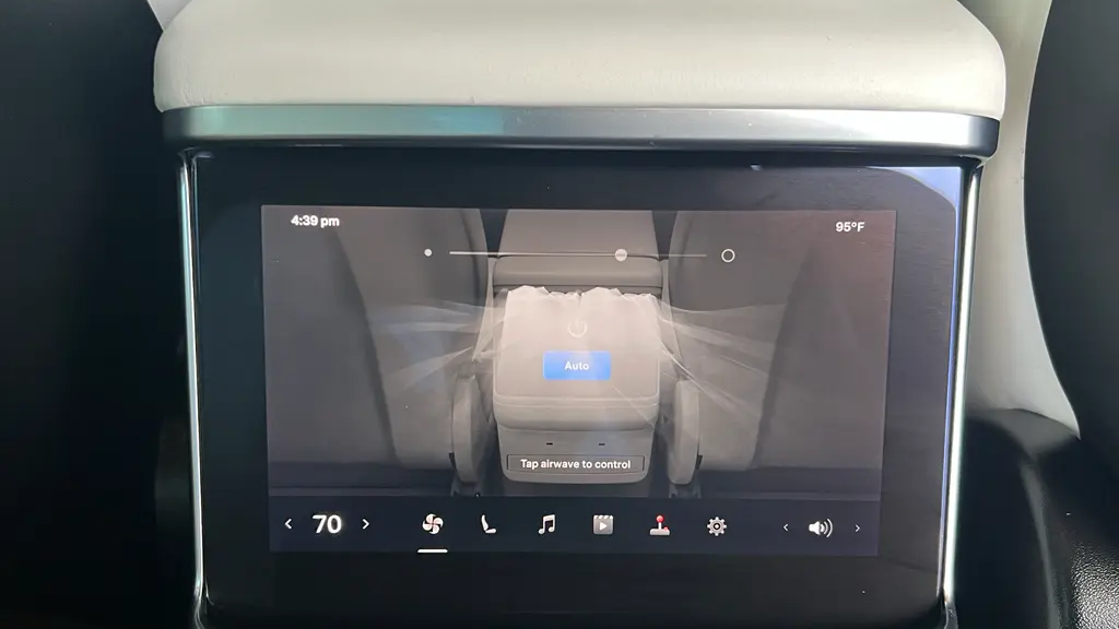 2022 Tesla Model X Plaid