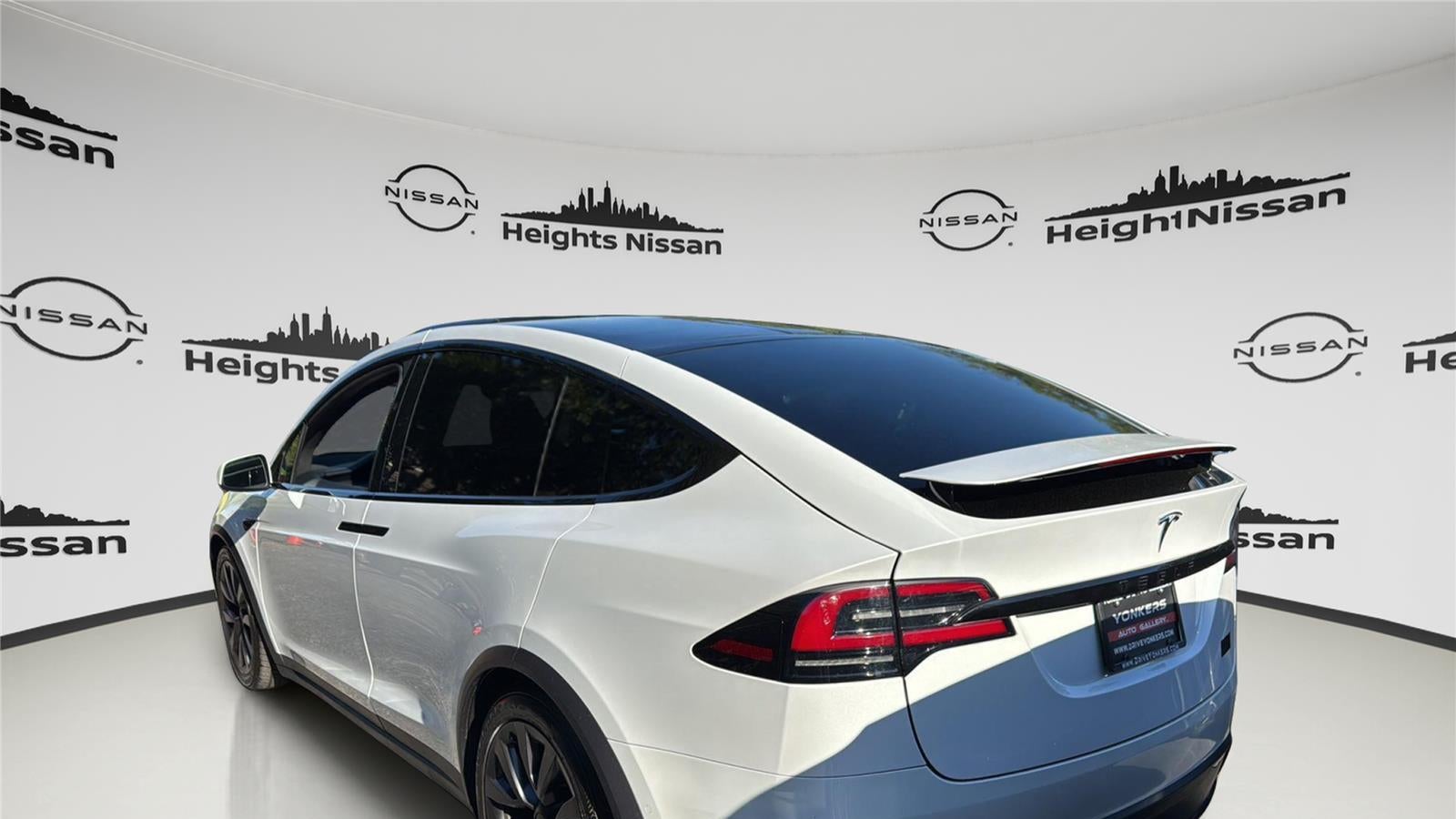 2023 Tesla Model X Plaid