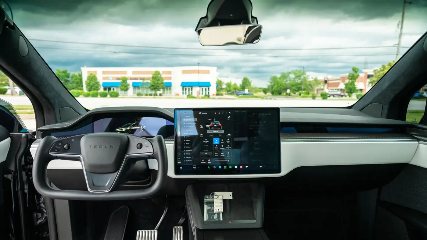 2022 Tesla Model X Plaid