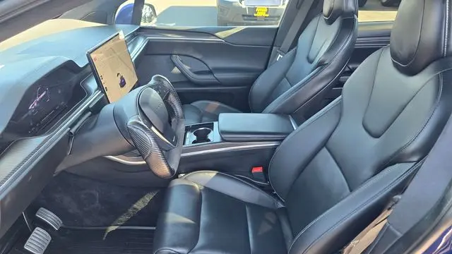 2022 Tesla Model X Plaid