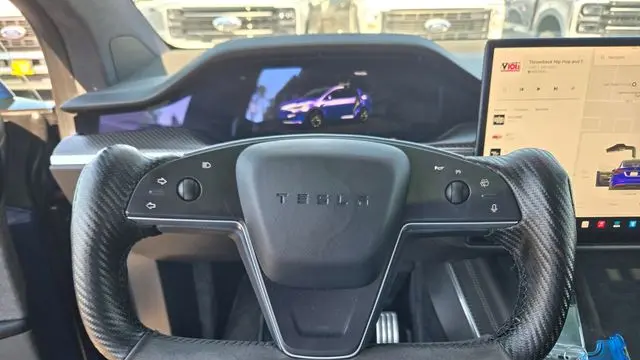 2022 Tesla Model X Plaid