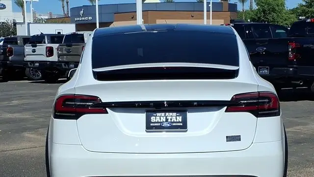 2023 Tesla Model X Plaid