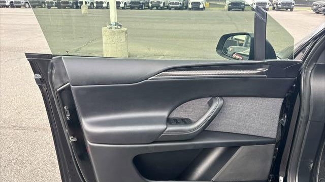 2022 Tesla Model X Plaid