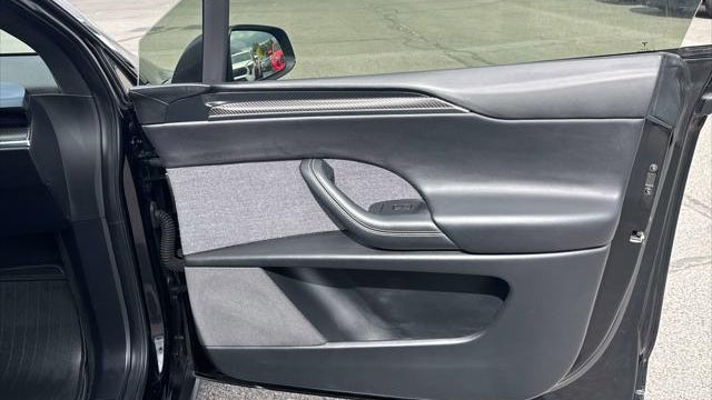 2022 Tesla Model X Plaid