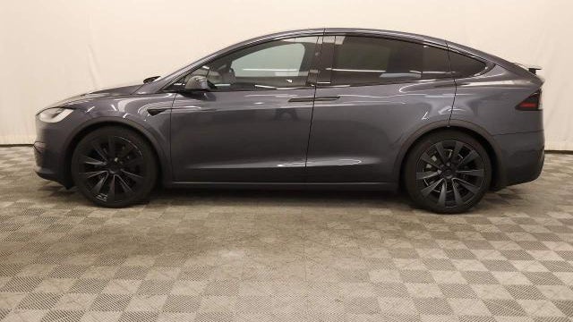 2022 Tesla Model X Plaid