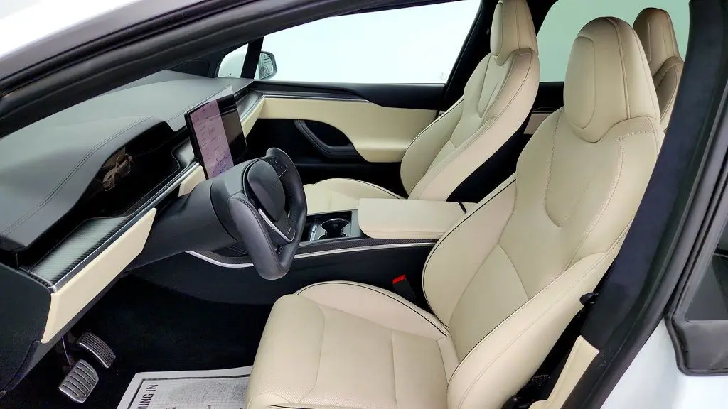 2022 Tesla Model X Plaid