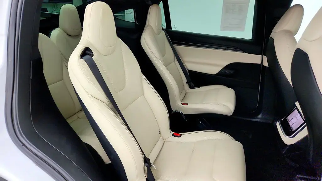 2022 Tesla Model X Plaid