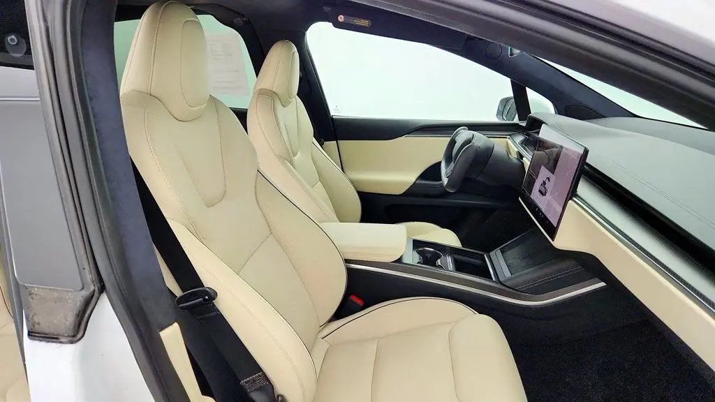 2022 Tesla Model X Plaid