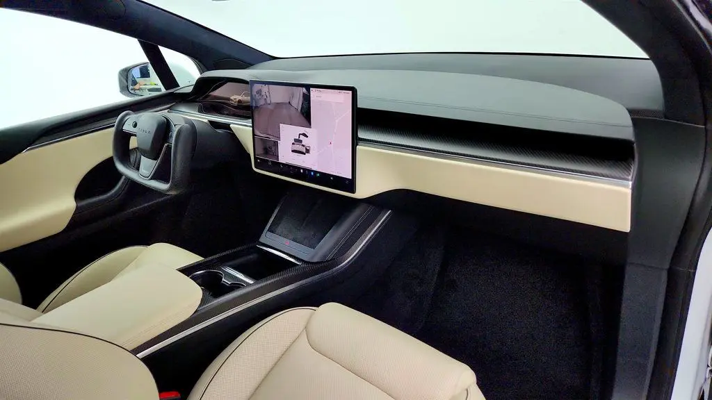 2022 Tesla Model X Plaid